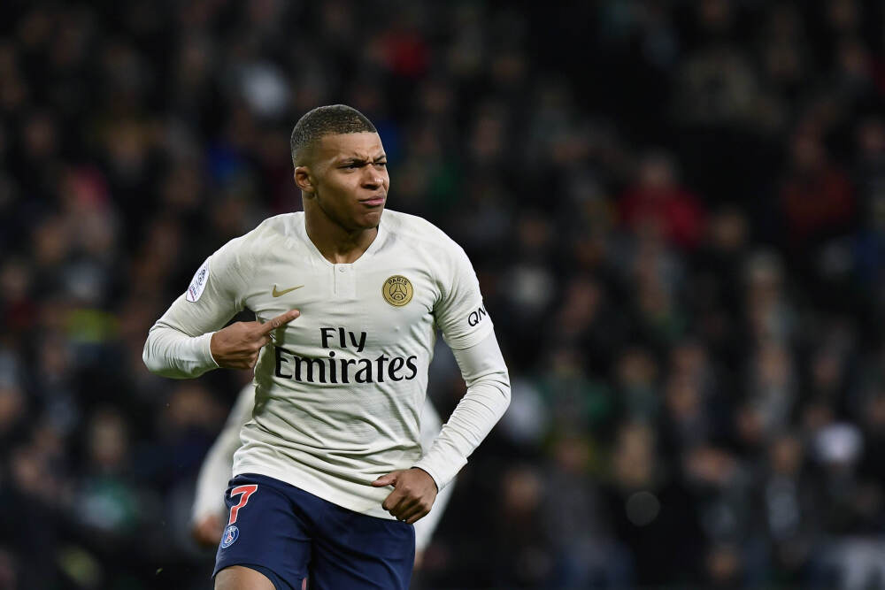 美联储困境放水推高AI泡沫！美元潮汐战略为何走向终结？